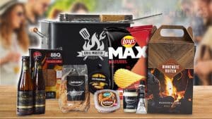 Barbecue kerstpakket met draagbare Happz Grill Master barbecue, snacks, sauzen en pilsener