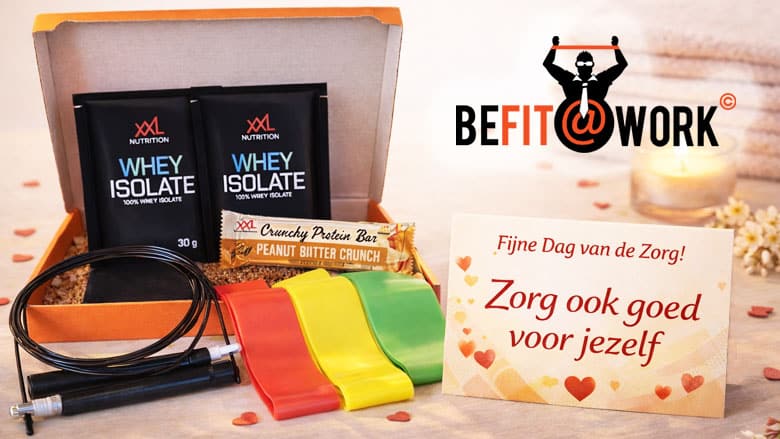 Dag van de Zorg healthy fit brievenbuspakket met fitnessbanden, springtouw, eiwitreep en kaartje zorg ook goed voor jezelf