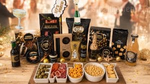 Kerstpakket Enjoy the Party met tapas, party snacks, serveerset en wijn