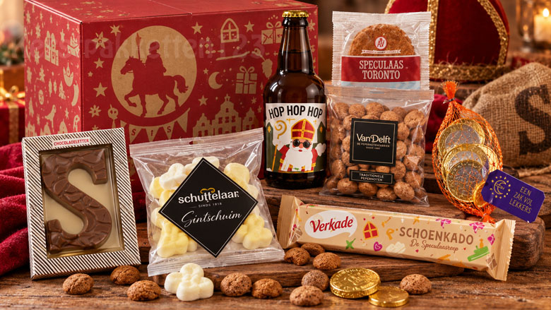 Sinterklaaspakket met bier, chocoladeletter, kruidnoten en Sint lekkernijen voor personeel